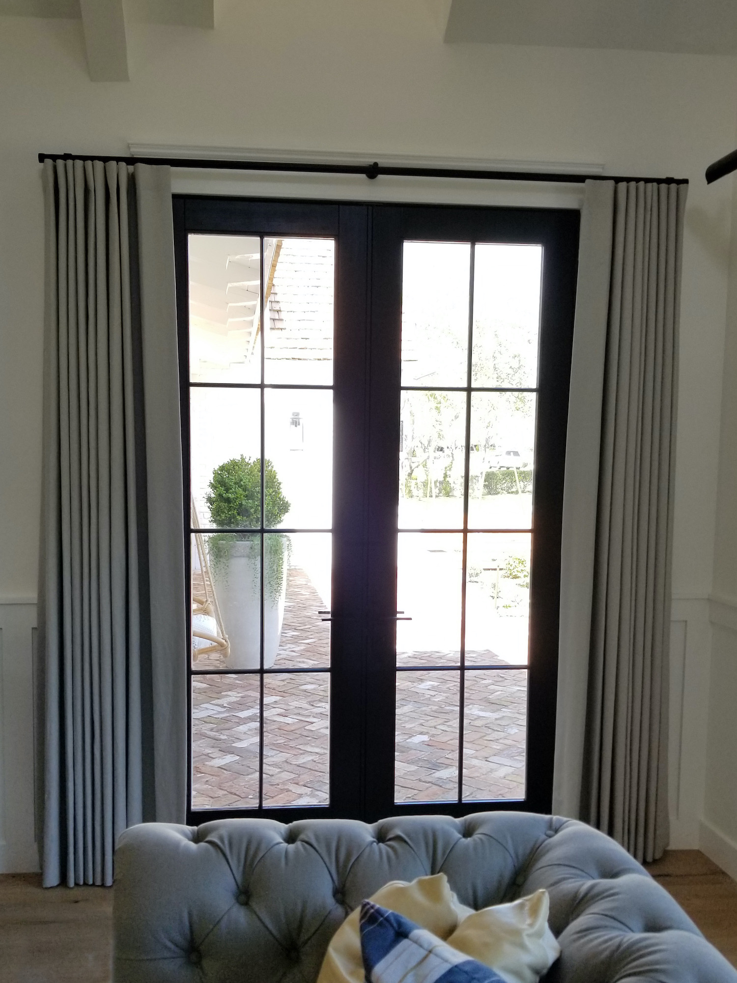 Center Split Ripple Fold Drape