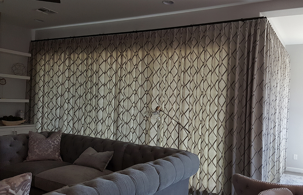 2 Finger Euro Pleat Draperies