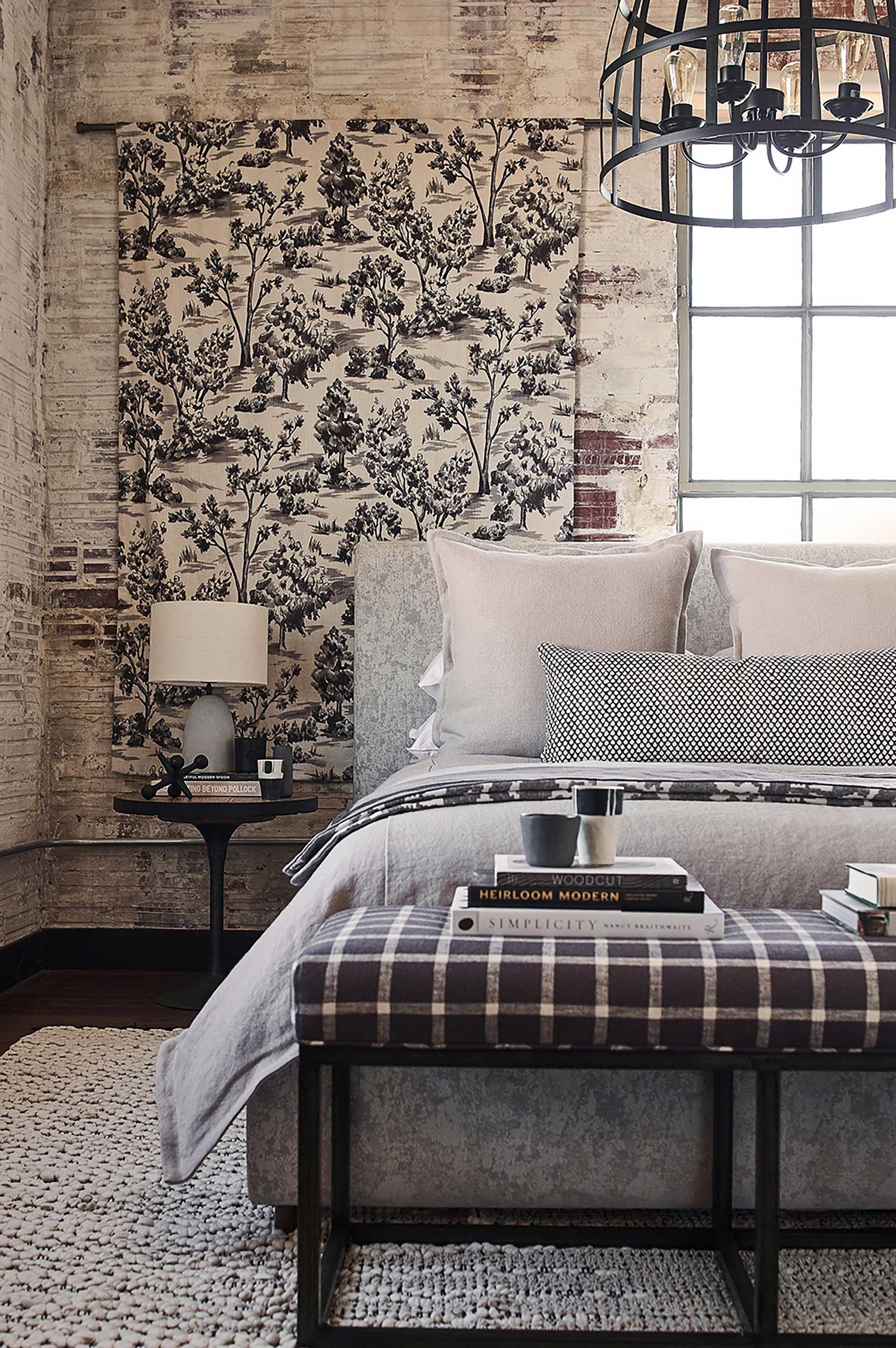 Black and Grey Bedset with Shams