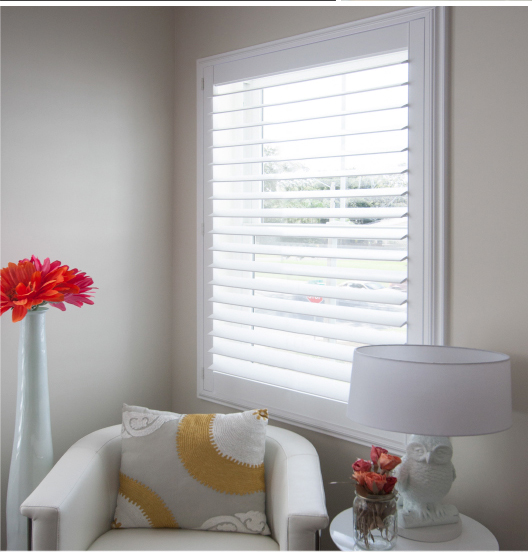 Shutter with Invisible Tilt