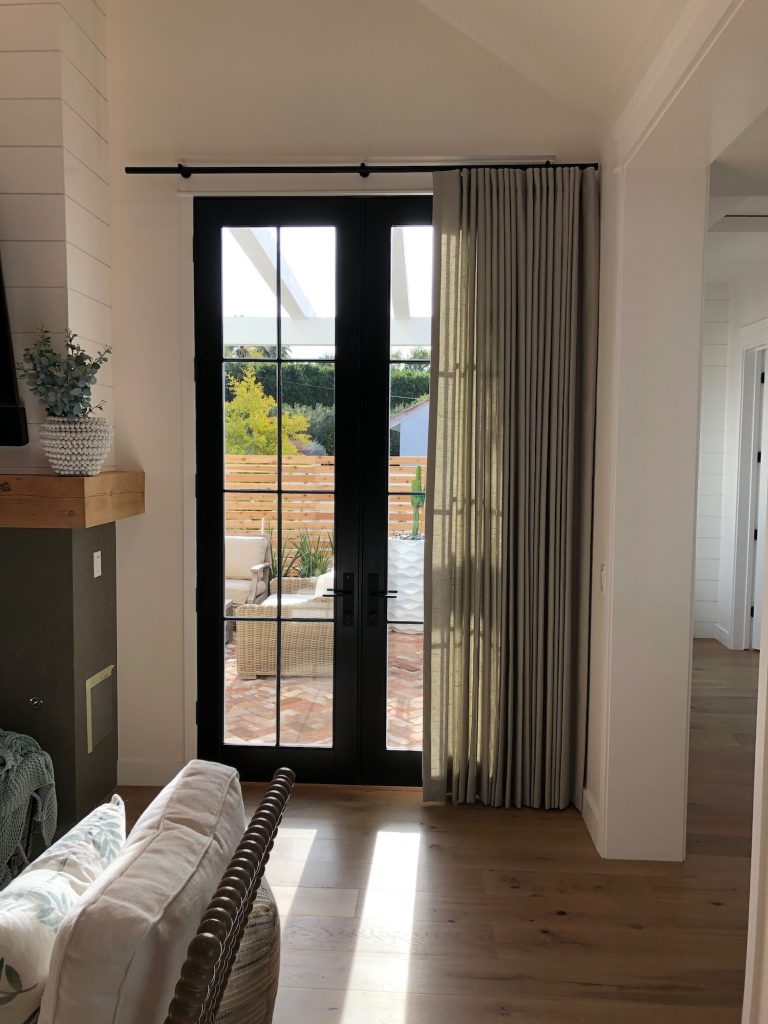 Side Stack Drape
