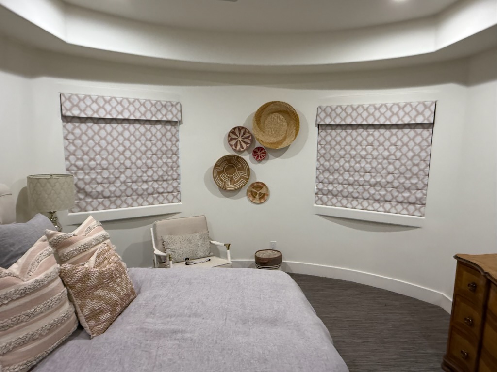 Inside mounted Roman Shade with Valance